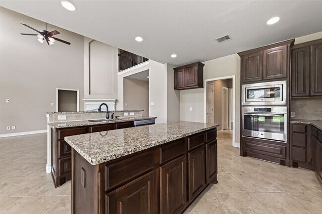 Building Photo - 27119 Naples Run Ln