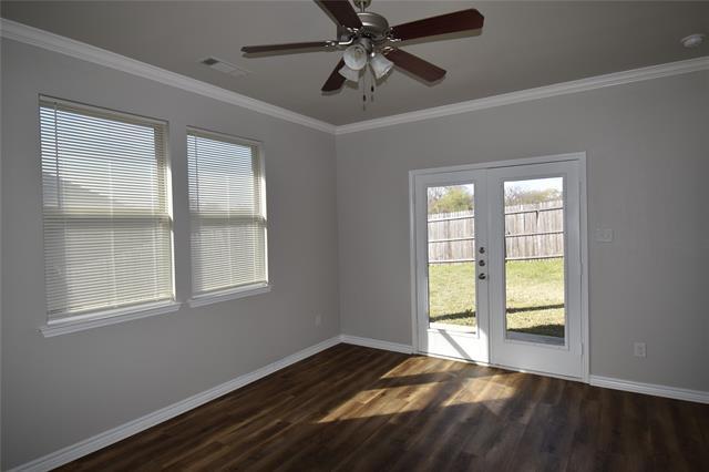 Building Photo - 1110 Story Book Ln