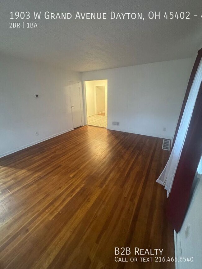 Building Photo - 1903 W Grand Ave