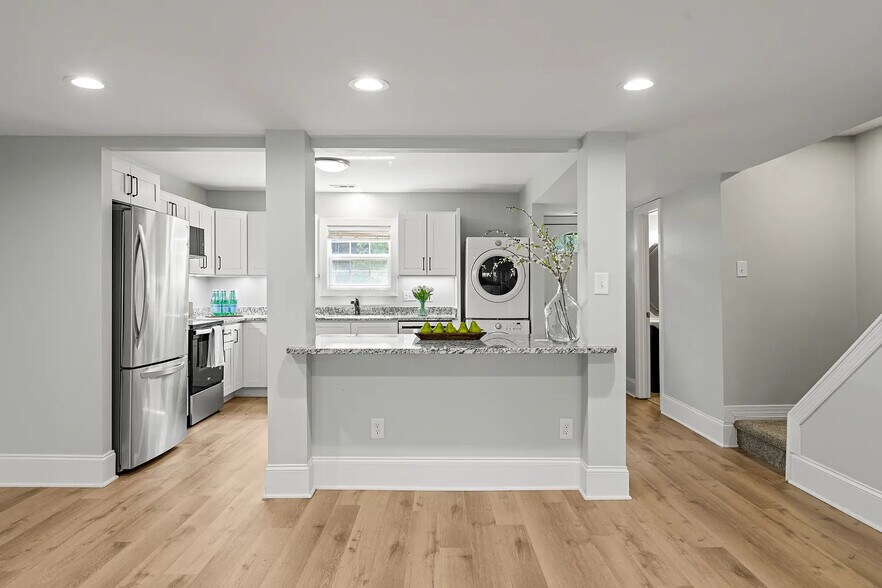 Building Photo - 1213 Manassas Court