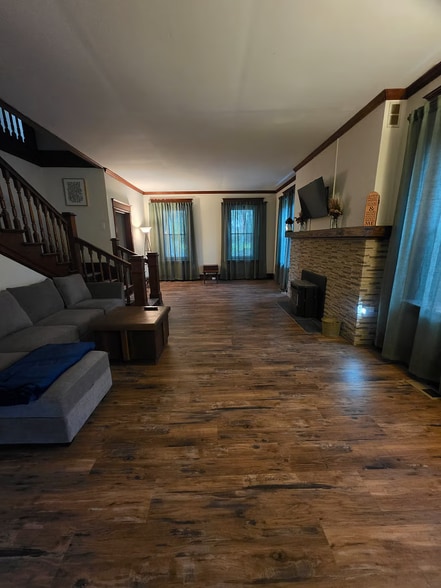 Living room - 2655 Allentown Rd