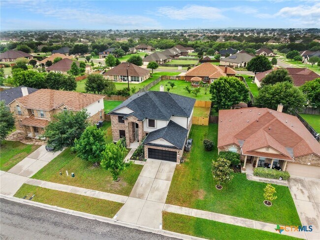 Building Photo - 5101 Birmingham Cir