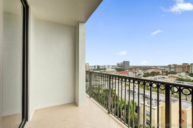 Building Photo - 651 Okeechobee Blvd