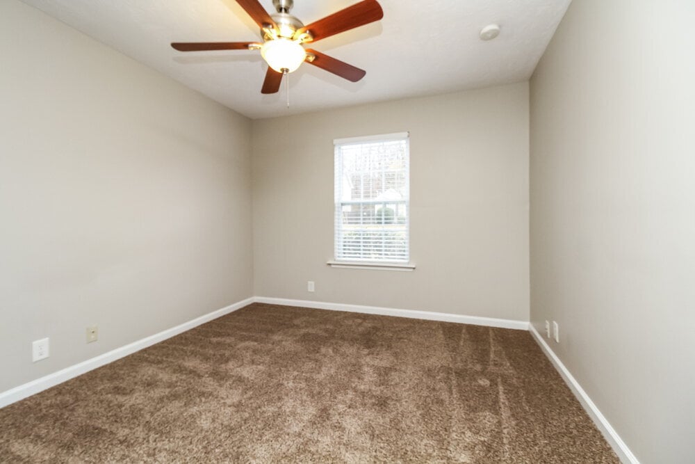 Building Photo - 9220 Thomason Trail