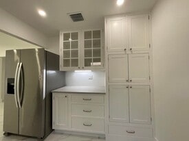 Building Photo - 700 Tallapoosa St