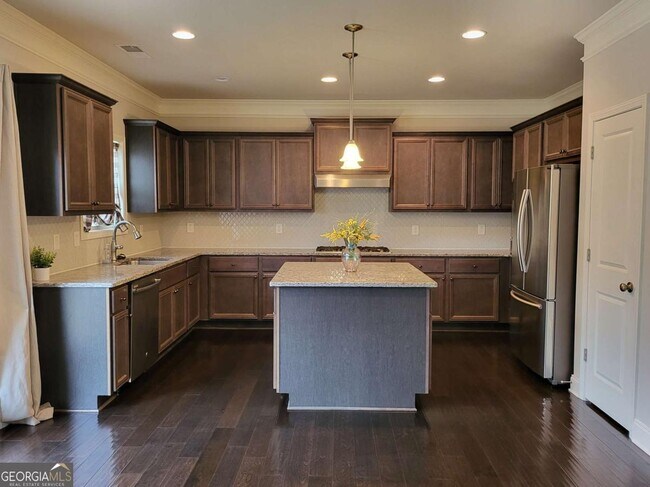 Building Photo - 551 Wagon Hill Ln