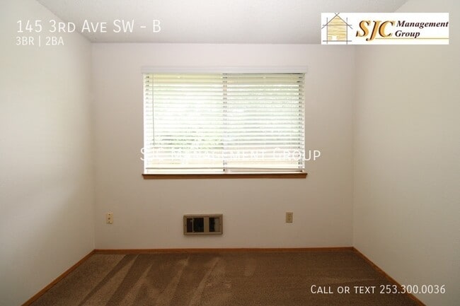 Building Photo - 145 3rd Ave SW