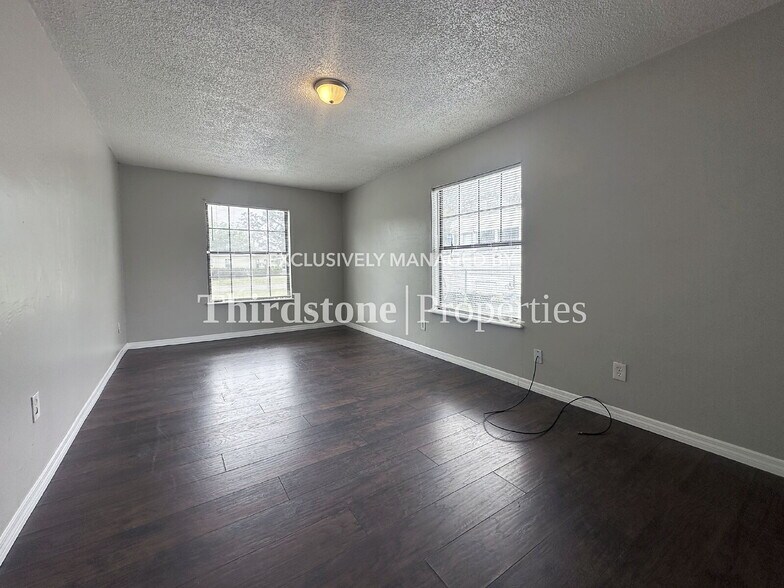 Building Photo - 1803 Wofford Ave