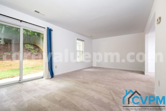 Building Photo - 1250 Stonewood Ct