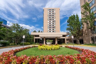 Building Photo - Awesome opportunity to rent a condo with $60K in upgrades!