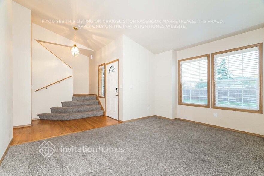 Building Photo - 306 Deeded St