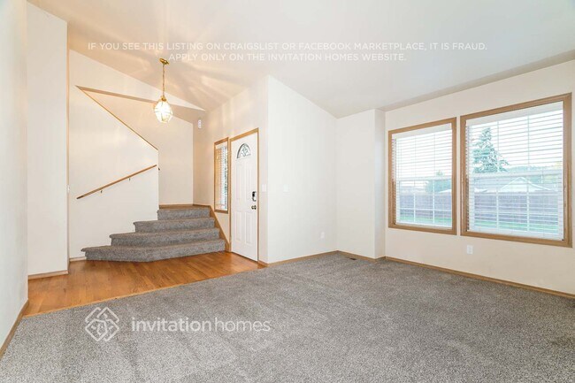 Building Photo - 306 Deeded St