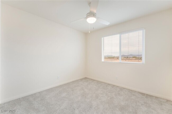 Building Photo - 5672 Sapphire Shine Ave