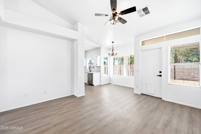 Building Photo - 1540 E San Remo Ave