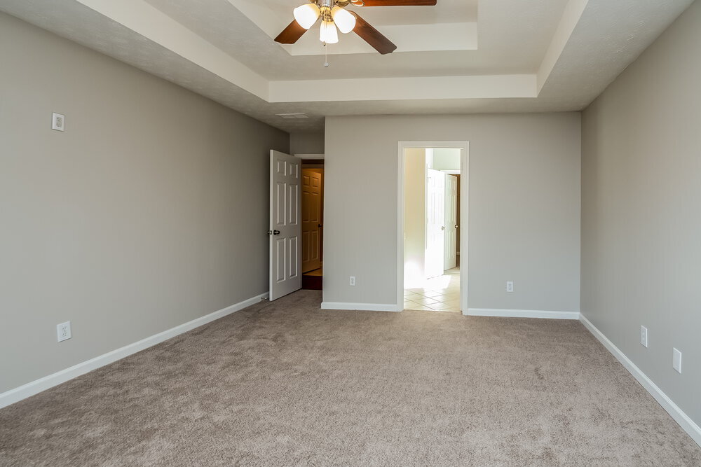 Building Photo - 608 Falcons Ridge