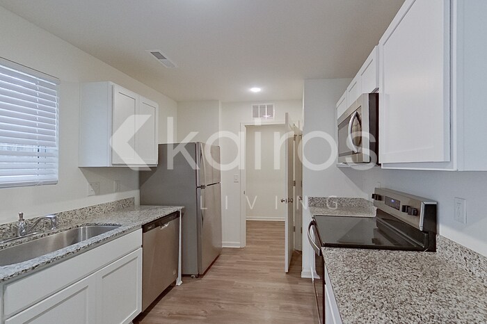 Building Photo - 124 Glory Dr