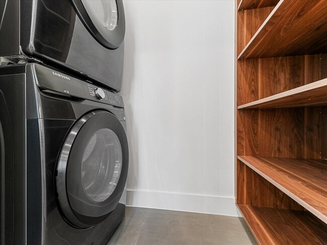 Building Photo - 8324 Williamsdell St