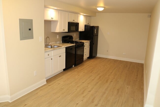 Building Photo - BLA 36 Washington