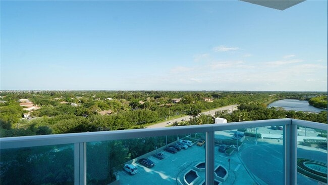 Building Photo - 2641 N Flamingo Rd