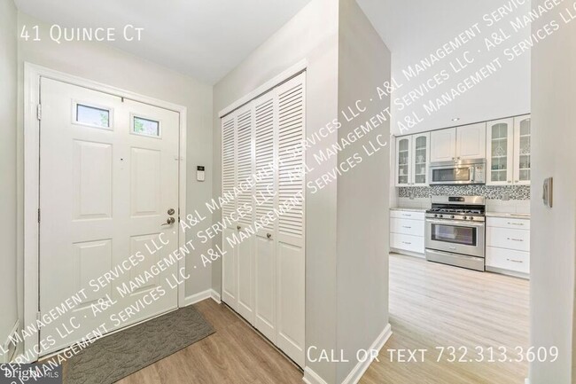 Building Photo - 41 Quince Ct