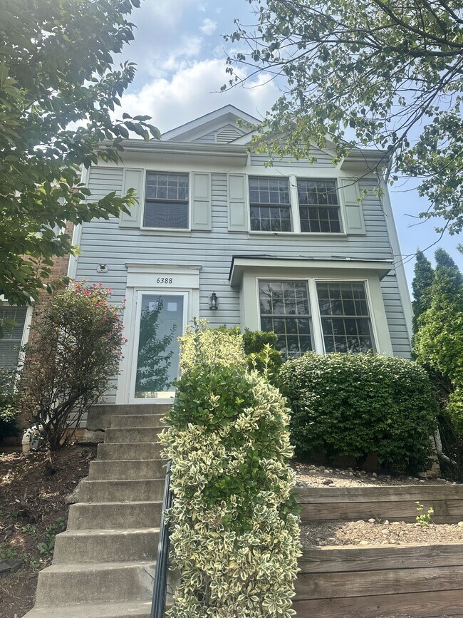 Building Photo - 6388 New Haven Ct