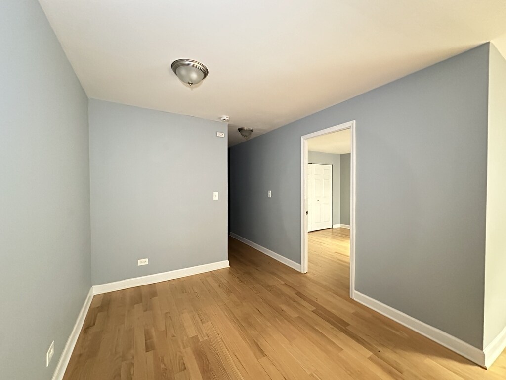 Building Photo - 663 W Grace St