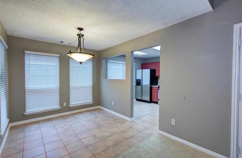 Building Photo - 445 Shrub Oak Dr