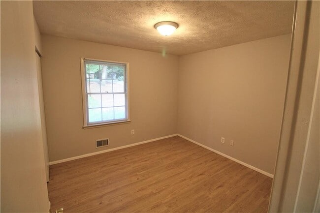 Building Photo - 979 Chestnut Oak Ct