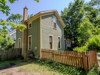 Building Photo - 824 Lucas Ct