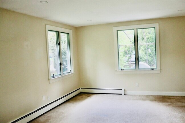 Building Photo - 20 Tidd St