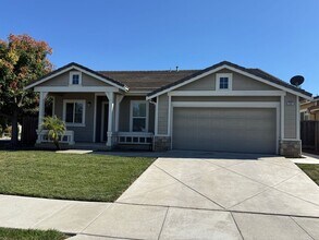 Building Photo - Great single story located in Sunset Cross...