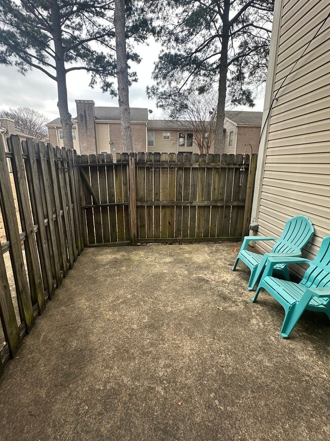 Building Photo - 1BD/1BA Condo located on the Germantown/Memphis Line!