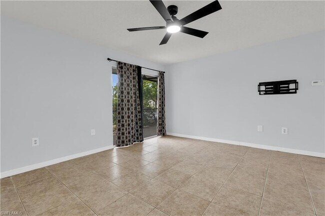 Building Photo - 5713 Foxlake Dr