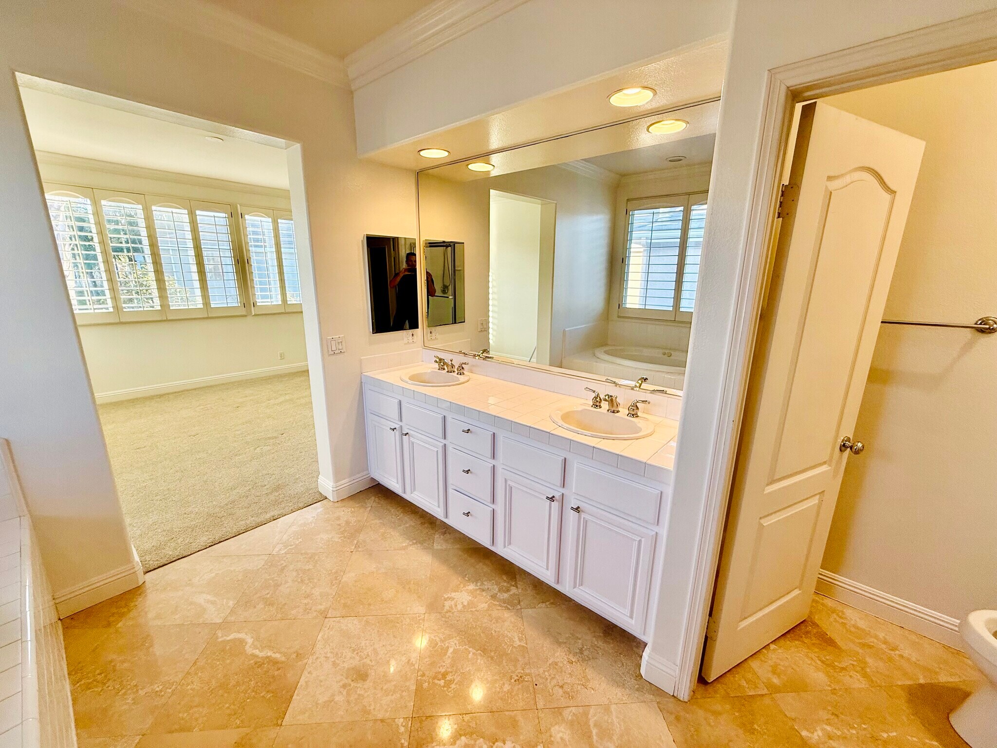 Building Photo - 3116 Promenade