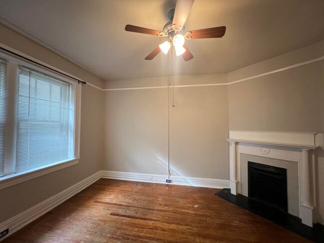 Building Photo - 316 3rd St