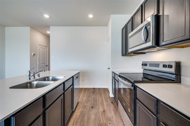 Building Photo - 7024 Vining Dr