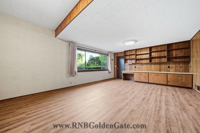 Building Photo - Gorgeous home with spacious yard in Kentfield for rent!