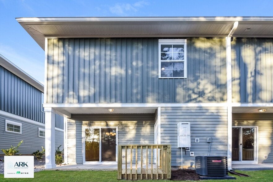 Building Photo - 615 Green Wigeon Rd