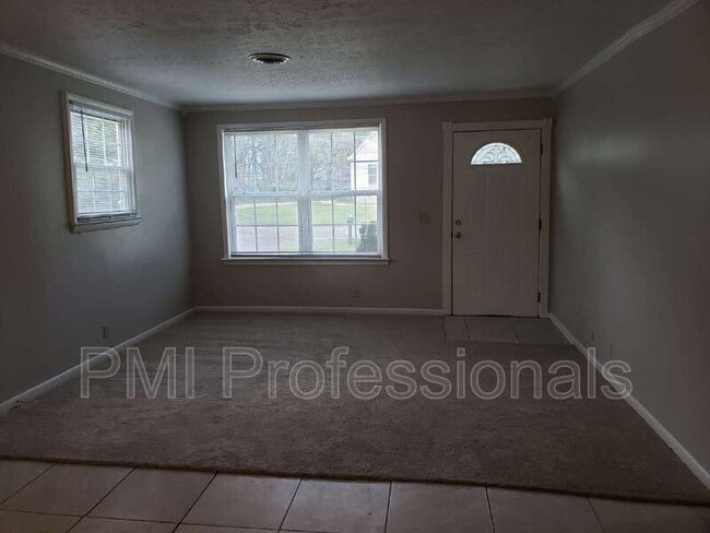 Building Photo - 110 Ingles St