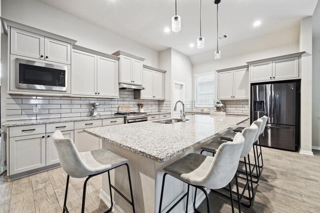 Building Photo - 23327 Yellow Larkspur Ln