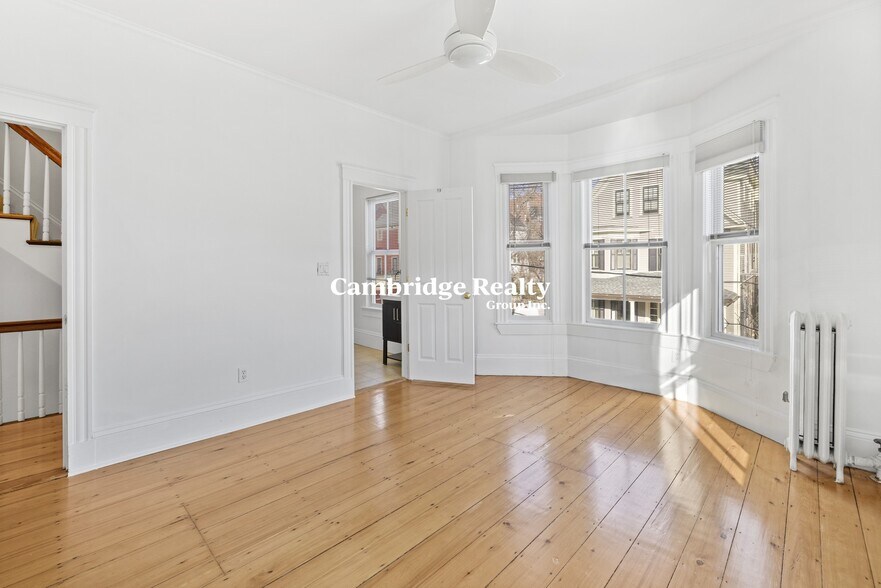 Building Photo - 30 Healey St