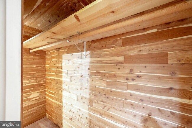 Building Photo - 7223 Reservation Dr
