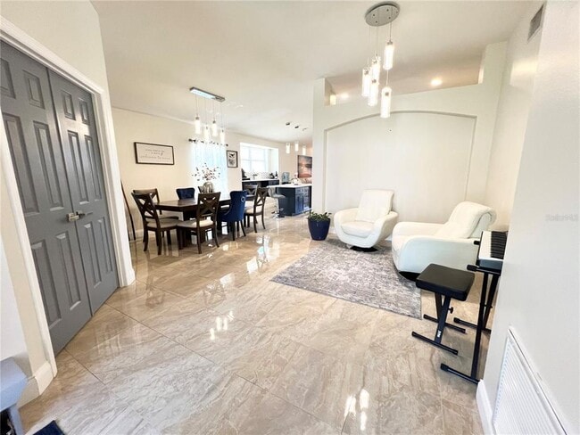 Building Photo - 31244 Crestmont Ct