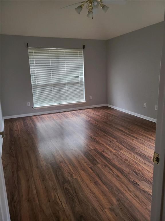 Building Photo - 2214 Zoa Dr