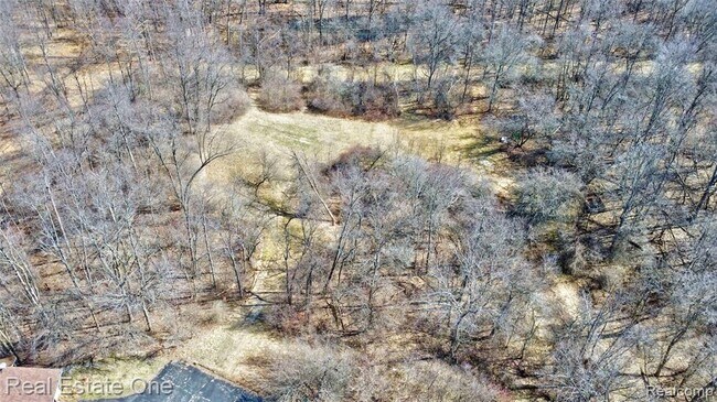 Building Photo - 5307 Metamora Rd