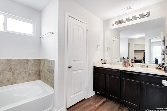 Building Photo - 7226 Altair Loop