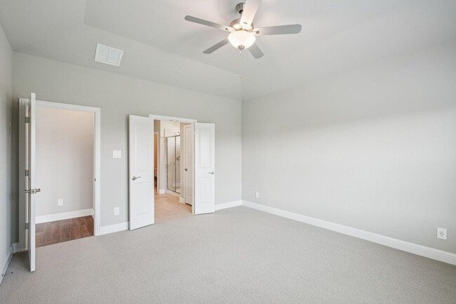 Building Photo - 113 Whitlow Dr