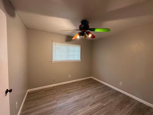 Building Photo - Great location!! Dont miss this 3 Bed house with a good rent