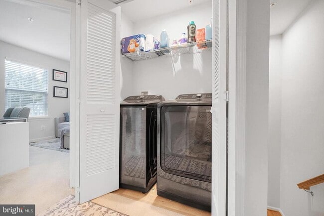 Building Photo - 52 Caswell Dr