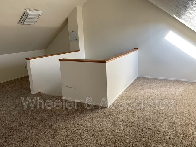 Building Photo - 1045 S 1200 W